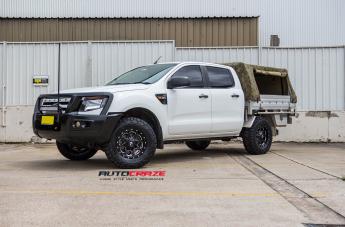 FORD RANGER BOOST GLOSS BLACK MILLED ACCENTS